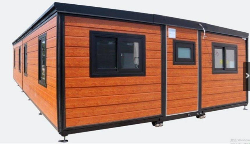 40 Foot Expandable Home Three Bedroom On Clearing4