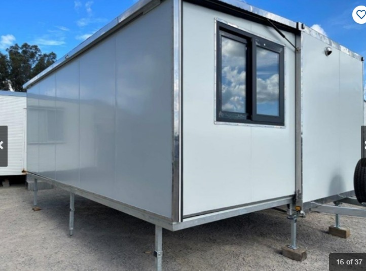 Trailer Self Contained Lounge6