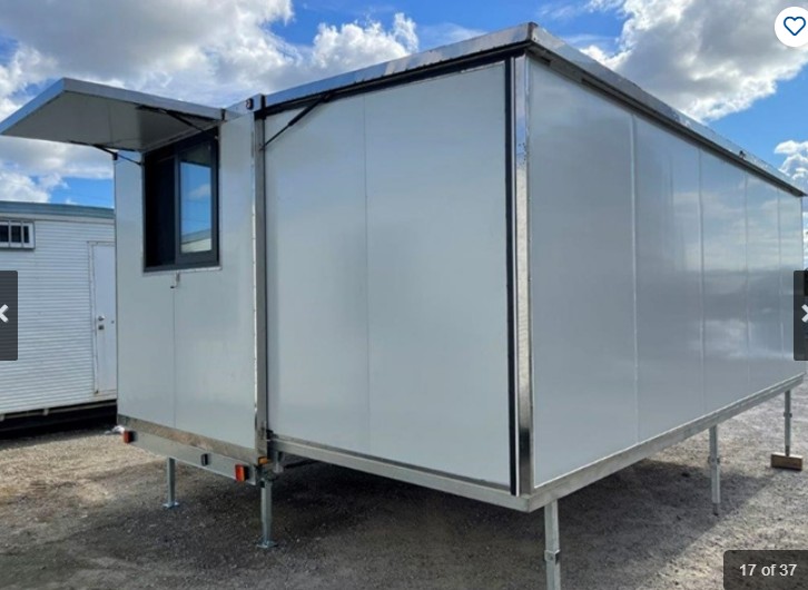 Trailer Self Contained Lounge7